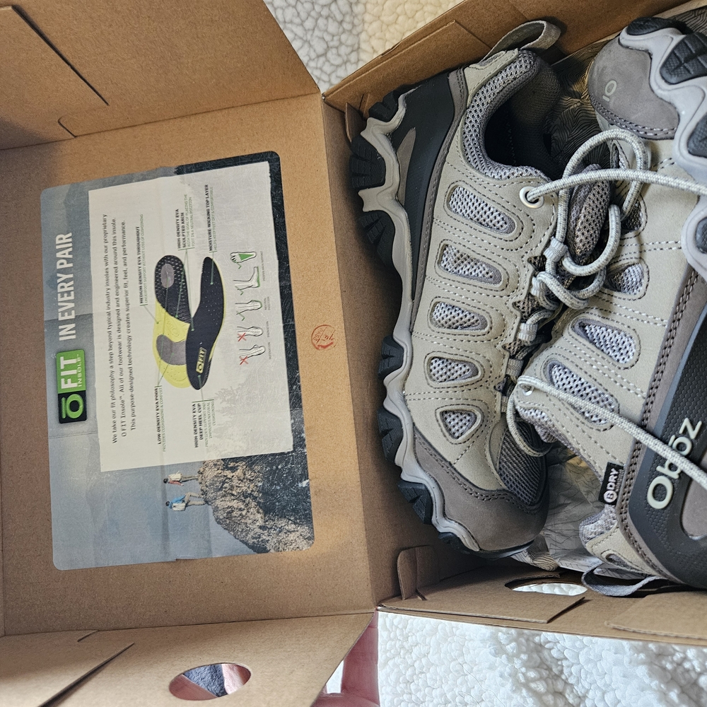 Oboz Sawtooth II. Women's Size 8.  Color Is Frost Grey & Sage.  Brand New